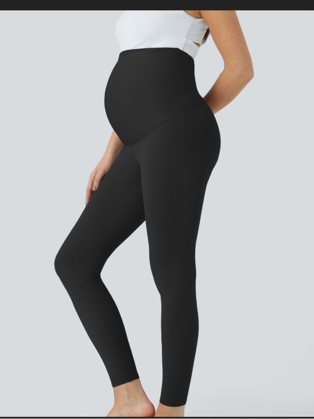 HALARA seamless flow super High Waist  yoga Maternity Leggings sz M.